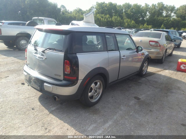 2009 MINI COOPER CLUBMAN WMWML33529TP97488 Photo 3