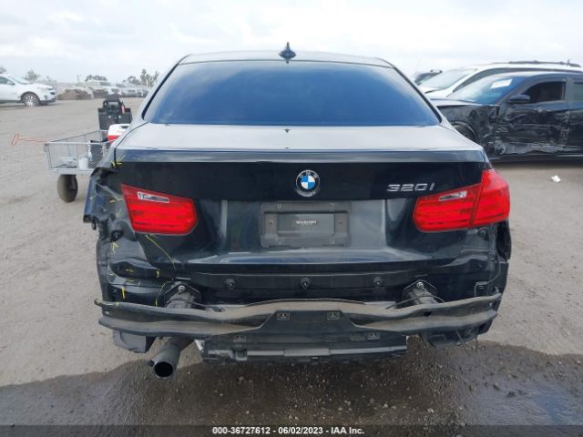 WBA3B1C50FK141665 BMW 3 Series 320i