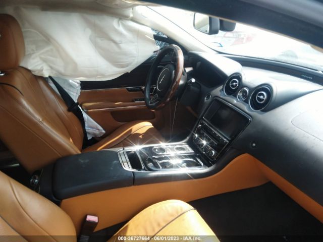 SAJWJ2GD0F8V83533 Jaguar Xj Xjl Portfolio
