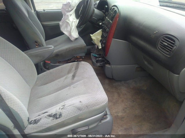 2005 CHRYSLER TOWN & COUNTRY LX VIN: 2C4GP44R25R553434