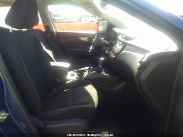 JN1BJ1CP3JW160752 Nissan Rogue Sport S