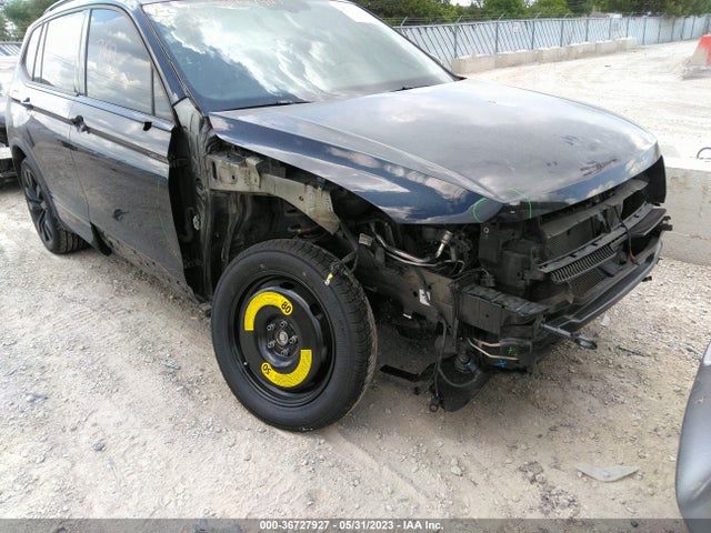 3VV2B7AX8LM160377 Volkswagen Tiguan Se/sel/se R-line Black