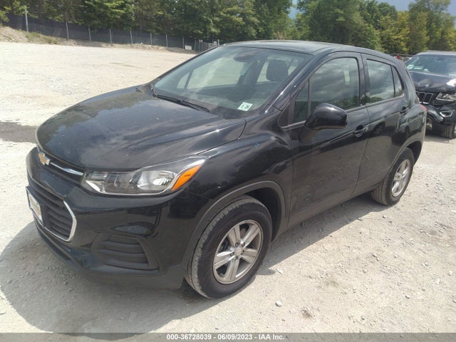 Chevrolet TRAX LS 2020 3GNCJNSB4LL214087 Image 2