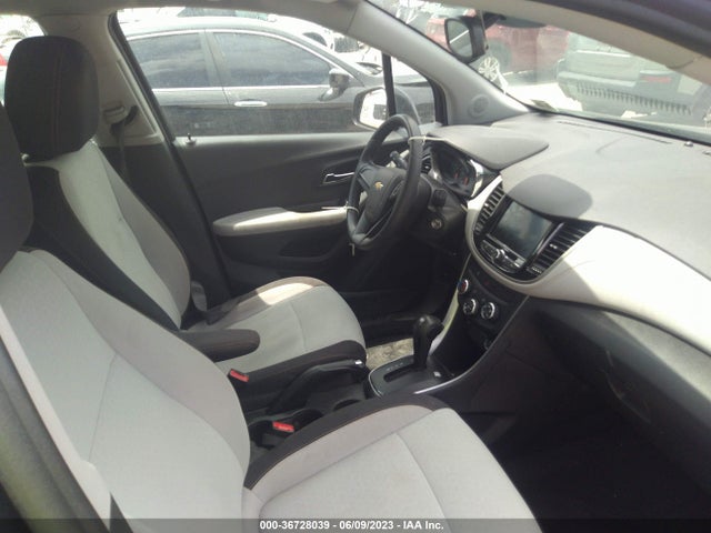 Chevrolet TRAX LS 2020 3GNCJNSB4LL214087 Image 5