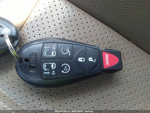 2C4RC1CG4FR627246 Chrysler Town & Country Touring-l