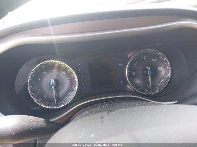 Chrysler Voyager L 2020 2C4RC1AG3LR100572 Image 7