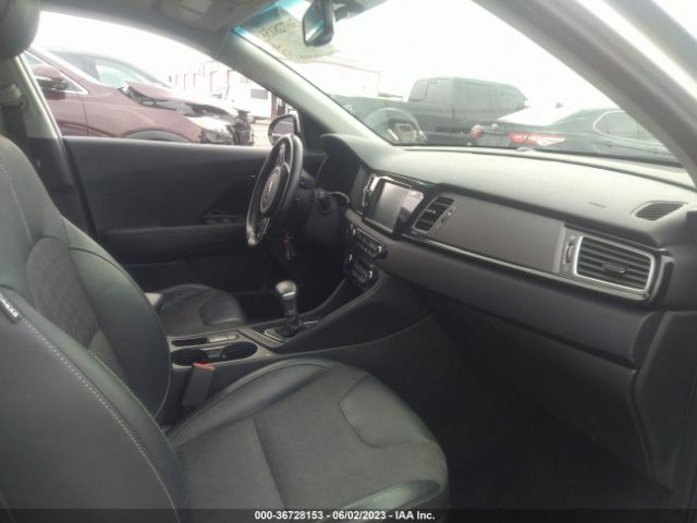 KNDCC3LC5K5249654 KIA Niro S Touring