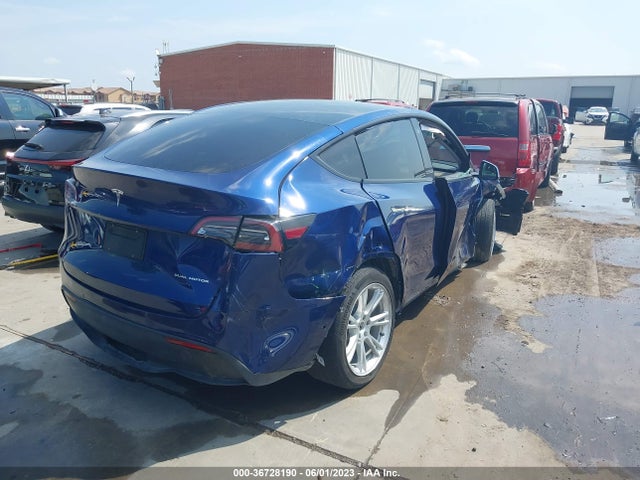 7SAYGDEE2NF322211 Tesla Model Y Long Range Dual Motor All-wheel Drive