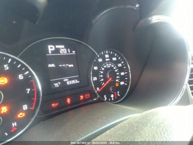 3KPFK4A79HE023495 KIA FORTE LX