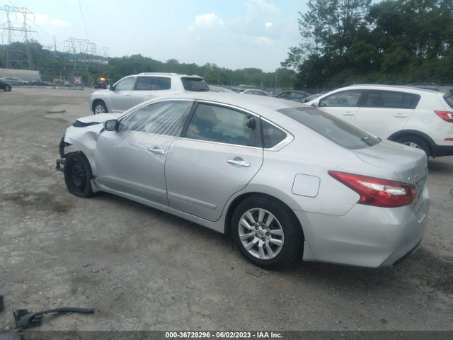 Nissan Altima 2.5 S 2017 1N4AL3AP9HC124809 Image 3