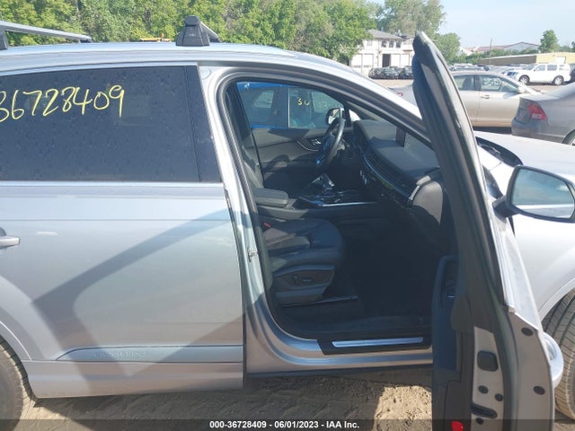WA1LAAF72HD029812 Audi Q7 Premium Plus