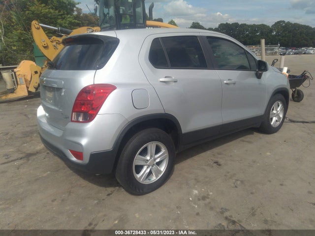 Chevrolet TRAX LS 2022 KL7CJKSM3NB510017 Image 4