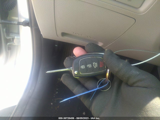 Hyundai Sonata 2.4l 2017 5NPE24AF1HH525089 Image 3