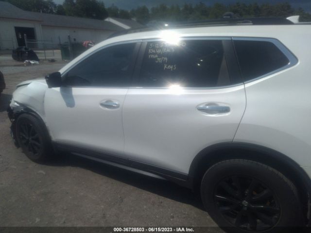 5N1AT2MV2JC736012 Nissan ROGUE SV
