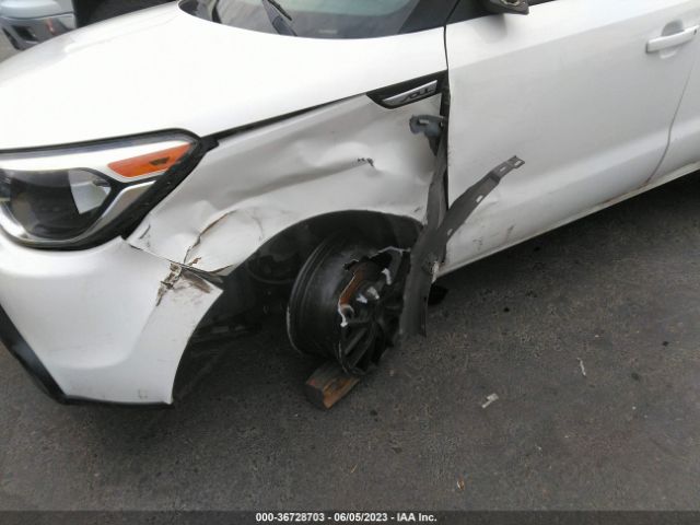 KNDJN2A21G7275069 KIA Soul Base