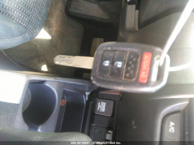 Honda FIT LX 2016 JHMGK5H5XGS015852 Image 3
