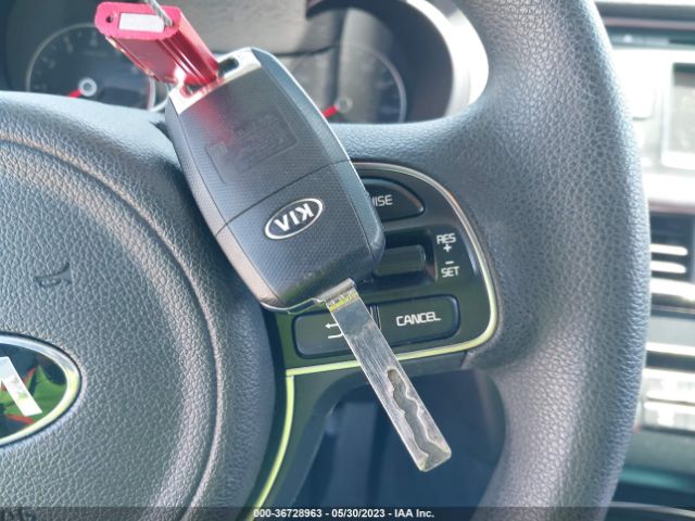 5XXGT4L37GG119031 KIA Optima Lx