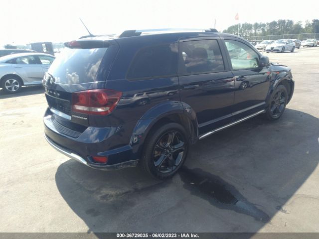 3C4PDCGB7JT229503 Dodge Journey Crossroad