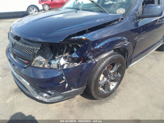 3C4PDCGB7JT229503 Dodge Journey Crossroad