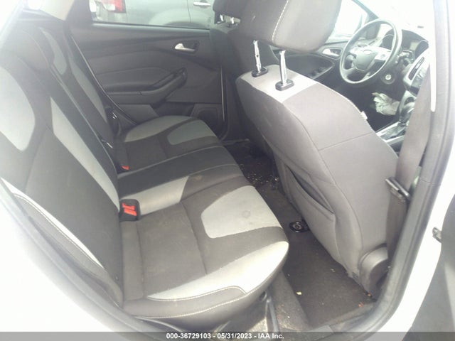 Ford FOCUS SE 2014 1FADP3K23EL276827 Image 10