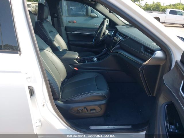 1C4RJKDGXP8805748 Jeep Grand Cherokee L Overland