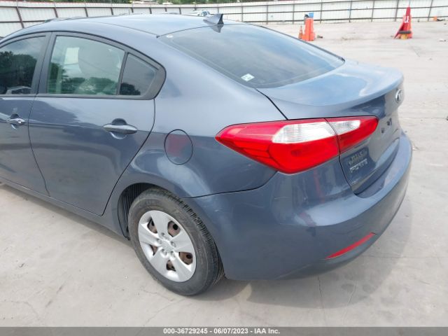 KNAFK4A68E5067564 KIA FORTE LX