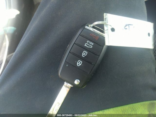 5XXGT4L37LG420926 KIA Optima Lx