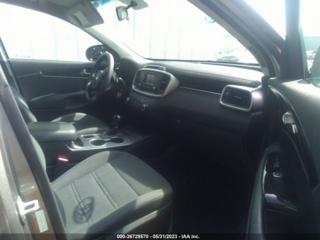 5XYPG4A58JG387923 KIA Sorento Lx V6