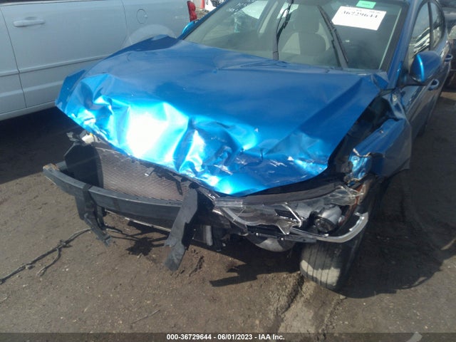 2018 HYUNDAI ELANTRA SEL VIN: 5NPD84LF3JH362863