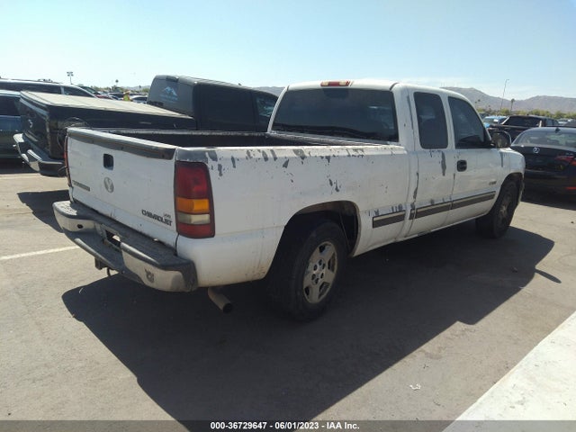 2002 CHEVROLET SILVERADO 1500 LS VIN: 2GCEC19V721398204
