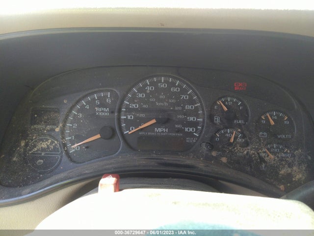 2002 CHEVROLET SILVERADO 1500 LS VIN: 2GCEC19V721398204