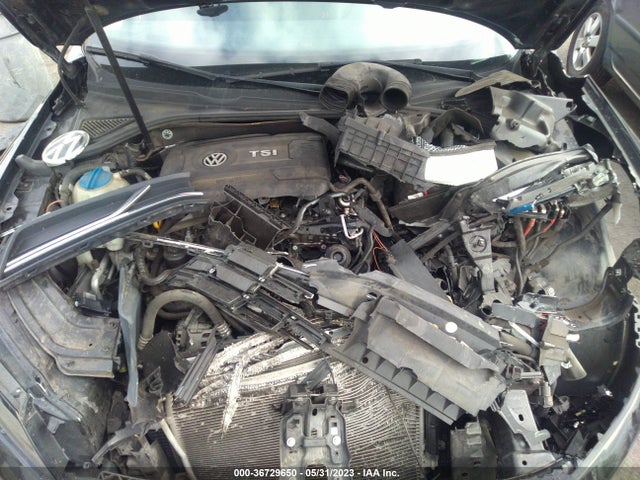 1VWBT7A31GC009409 Volkswagen Passat 1.8t Se