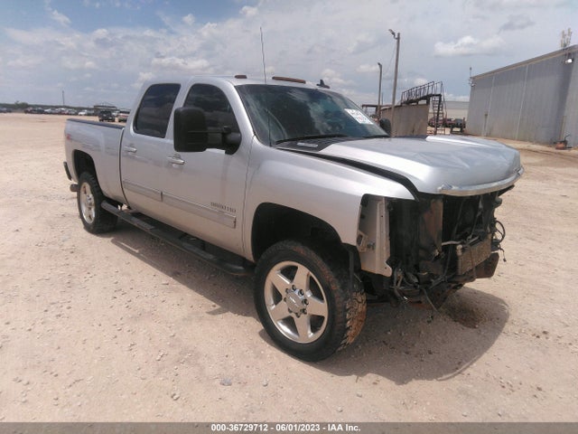 2014 1GC1KYE89EF142315 main image