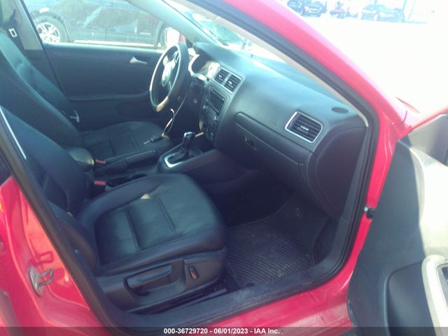 3VWD17AJXEM400714 Volkswagen Jetta Sedan Se