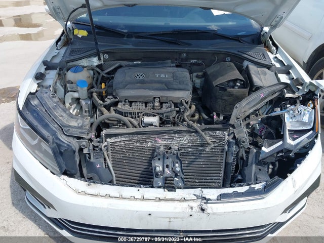 1VWDT7A3XHC053788 Volkswagen Passat R-line W/comfort Pkg