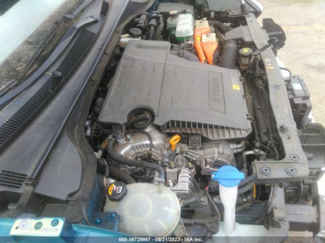 KNDCB3LC5L5368440 KIA NIRO LX