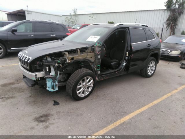 1C4PJLCB2GW113966 Jeep Cherokee Latitude