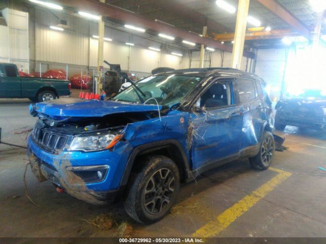 3C4NJDDB6KT638135 Jeep Compass Trailhawk