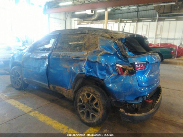 3C4NJDDB6KT638135 Jeep Compass Trailhawk