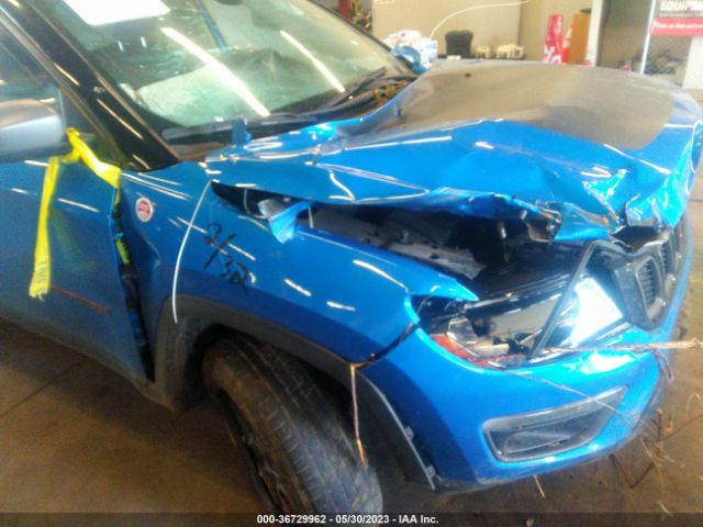 3C4NJDDB6KT638135 Jeep Compass Trailhawk