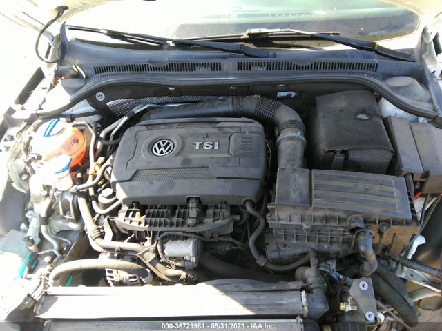 3VW4T7AJ5EM391642 Volkswagen Jetta Sedan Gli Autobahn W/nav