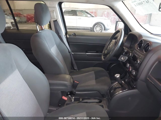 1C4NJRBB2GD552169 Jeep Patriot Sport