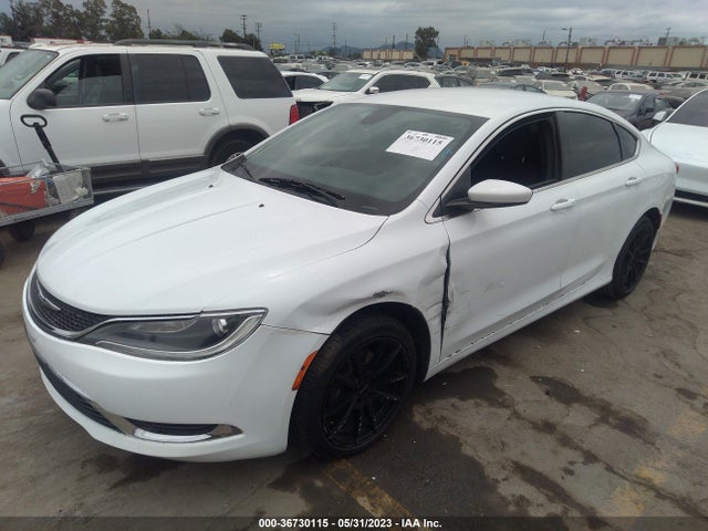 Chrysler 200 Limited 2015 1C3CCCAB1FN617042 Image 2