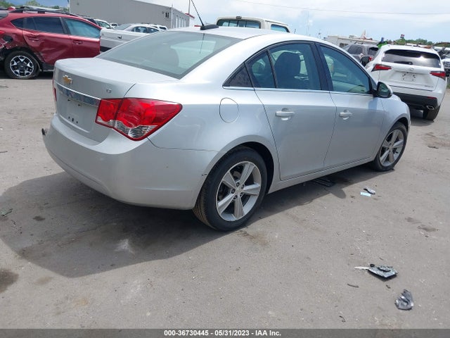 Chevrolet CRUZE LT 2015 1G1PE5SB3F7174679 Image 4