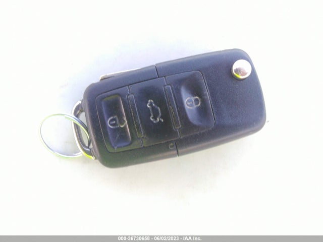 Auction sale of the 2007 Volkswagen Eos 2.0t, vin: WVWBA71FX7V045770, lot number: 36730658