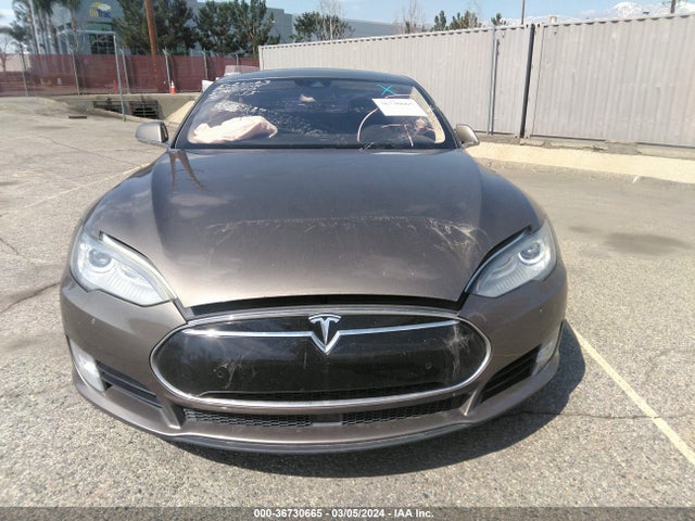 Tesla Model S 60/70/85 2015 5YJSA1E19FF103733 Image 11