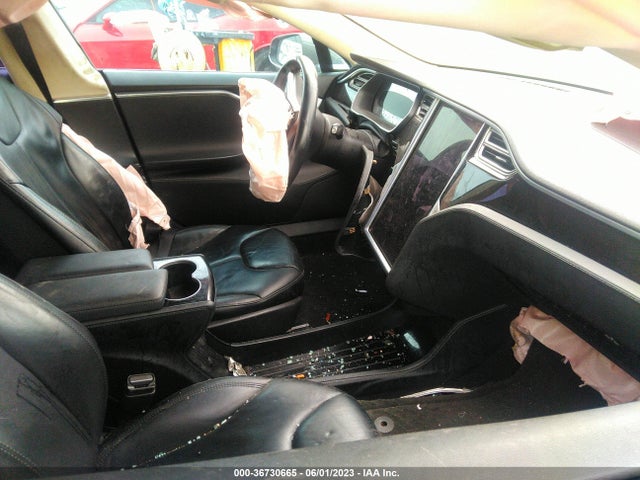 Tesla Model S 60/70/85 2015 5YJSA1E19FF103733 Image 5