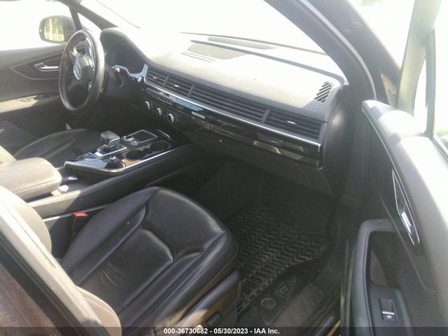 WA1LAAF75HD018254 Audi Q7 Premium Plus