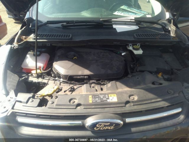 1FMCU9GX5EUD77752 Ford ESCAPE SE