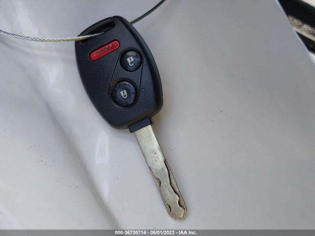 2006 HONDA PILOT EX-L VIN: 2HKYF18596H536383